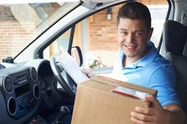 Portrait Of Courier In Van Delivering Package To  House — Stock Photo, Image