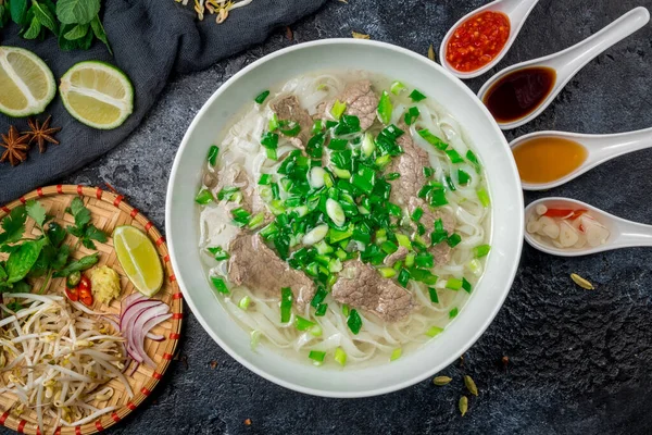 Παραδοσιακή Σούπα Νουντλς Βιετνάμ Pho — Φωτογραφία Αρχείου