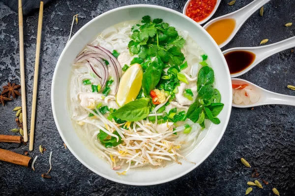 Vietnamesische Suppe Pho — Stockfoto