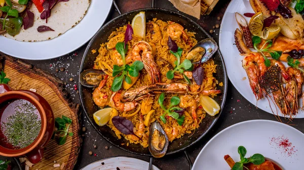 Assorted Spanish Food Set Paella Seafood Platters Grilled Seafood — Stock Photo, Image