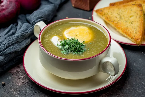 Sorrel cream soup with egg — Stock Image Sorrel Cream Soup Egg Stock Photo