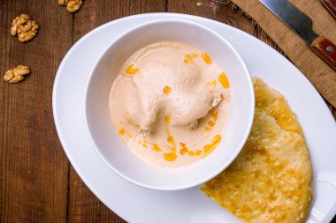 satsivi Gürcistan geleneksel mutfağı