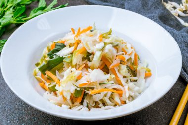 sebze salatası Vietnam yemeği