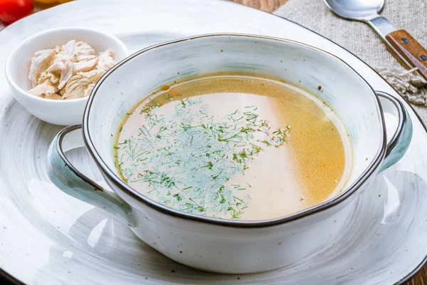 Бульон Куриного Супа Тарелке — стоковое фото