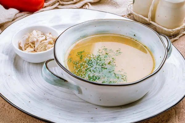 Bouillon Soupe Poulet Dans Une Assiette — Photo