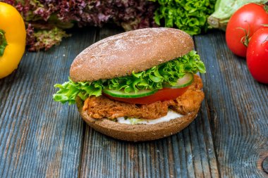 Vejetaryen burger ve soya eti.