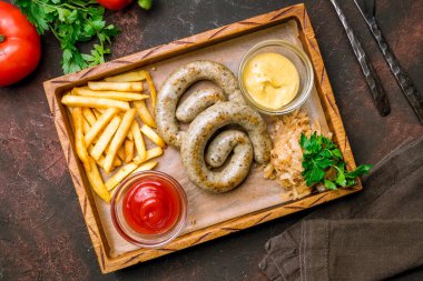 kızarmış Münih beyaz sosisi