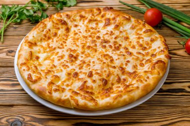 Peynir görünümlü khachapuri