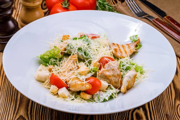 Cesare Insalata Con Pollo — Foto Stock