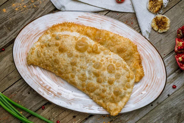 Stora Guld Cheburek Närbild — Stockfoto