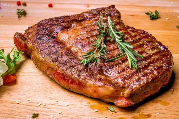 Steak Ribeye Juteux Vue Rapprochée — Photo