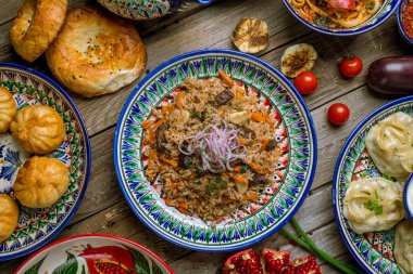 Özbek mutfağı lagman, pilav, manti yemekleri