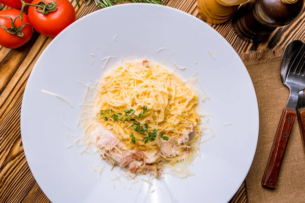 Espaguetis Carbonara Con Tocino — Foto de Stock