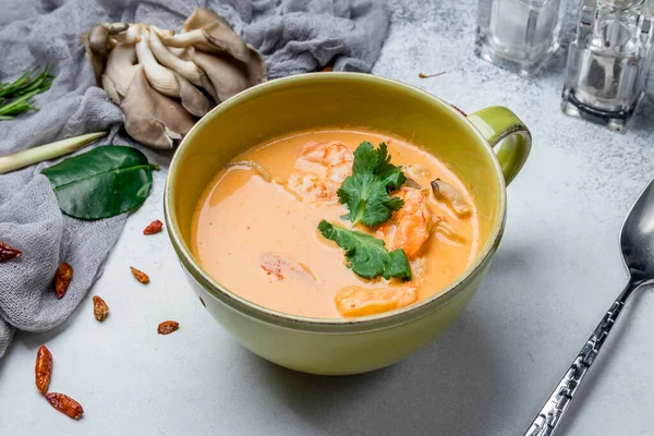 Tom Yam Soup Close View — Stock Photo, Image