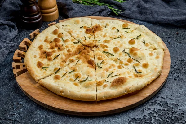 Focaccia Rozmaringos Közeli Képpel — Stock Fotó