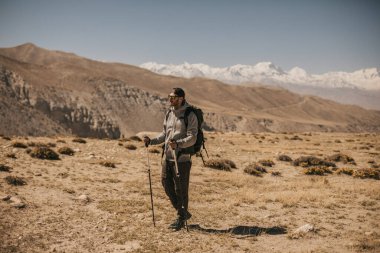 Yukarı Mustang 'de seyahat etmek, Lo Krallığı. Nepal