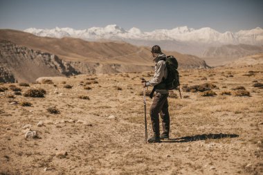 Yukarı Mustang 'de seyahat etmek, Lo Krallığı. Nepal