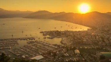 Marmaris Sunset. Hızlı yatlar hareketi. Hindi. Zaman ayarlı hiper hız