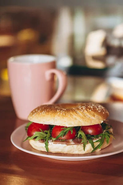 Large Mouthwatering Bag Shaped Sandwich Delicate Juicy Stuffing Coffee Table — Stock Photo, Image