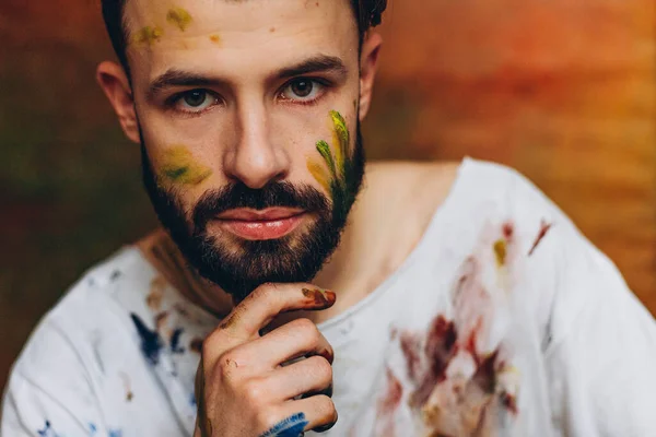 Retrato Jovem Artista Criativo Homem Que Gosta Desenhar Seu Passatempo — Fotografia de Stock