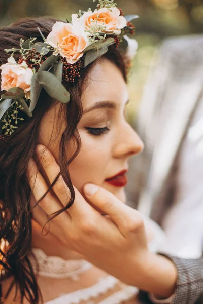 2019 Vinnitsa Ucrania Elegante Pareja Novias Una Sesión Fotos Boda — Foto de Stock