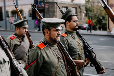 13.10.2019 Vinnitsa, Ukrayna: Almanya, Ukrayna ve Rusya 'dan askeri kulüplerin yer aldığı İkinci Dünya Savaşı askeri muharebelerinin yeniden inşasına sahne