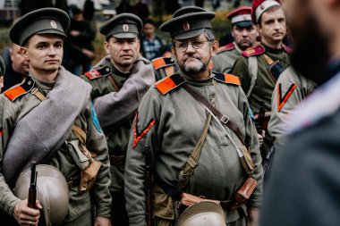 13.10.2019 Vinnitsa, Ukrayna: Almanya, Ukrayna ve Rusya 'dan askeri kulüplerin yer aldığı İkinci Dünya Savaşı askeri muharebelerinin yeniden inşasına sahne