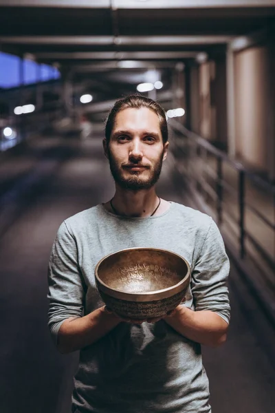 Authentic Singing Tibetan Bowls Portrait Young Stylish Man Copper Bowls — Stock Photo, Image