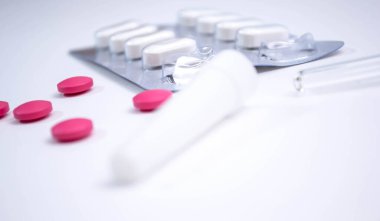 Paket ilacındaki haplar