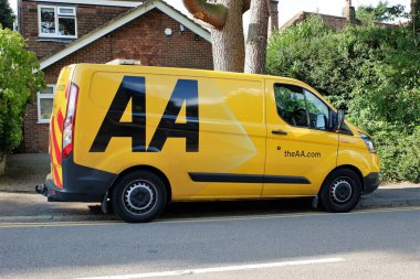 AA (eski adıyla Otomobil Birliği) Ford Transit minibüsü