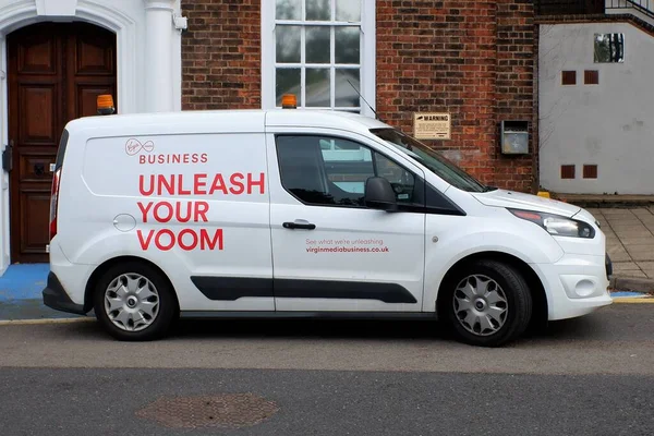 Virgin Media Business Uvolněte Svůj Voom Ford Transit Van — Stock fotografie