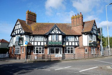 White Bear Halk Evi, Kulübe, 1 Harefield Yolu, Rickmansworth, Hertfordshire, İngiltere