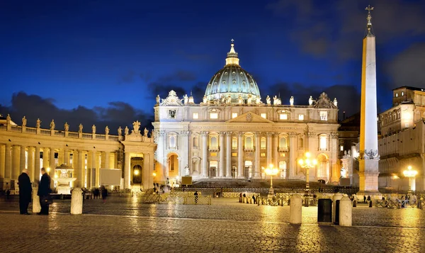 Sint Pietersbasiliek Nachts Vaticaanstad Rome Italië Europa — Stockfoto