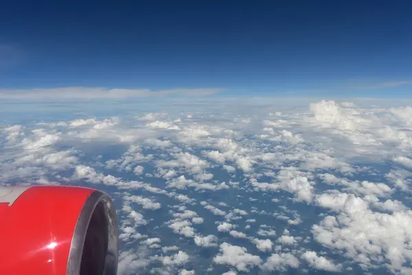 Wolken Zichtbaar Door Het Raamvliegtuig — Stockfoto