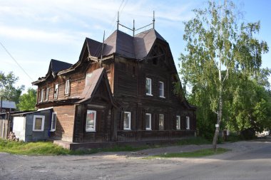 Barnaul. Eski kasaba evleri.