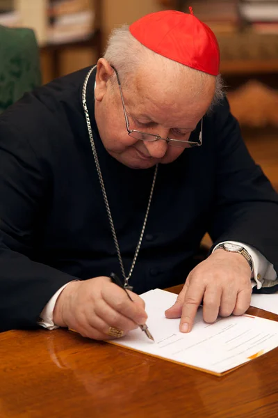 克拉科夫，波兰：2016年9月：天主教的斯坦尼斯拉夫 · 德兹维茨 · 波兰人。克拉科夫大主教 — 图库照片