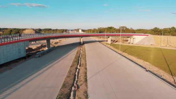 Nybyggd bro i Warszawa, antenn — Stockvideo