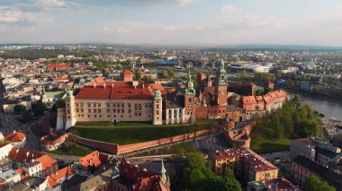 Krakow, Wawel, Kraliyet Kalesi, Krakow, Polonya, Polska Hava Görüntüsü