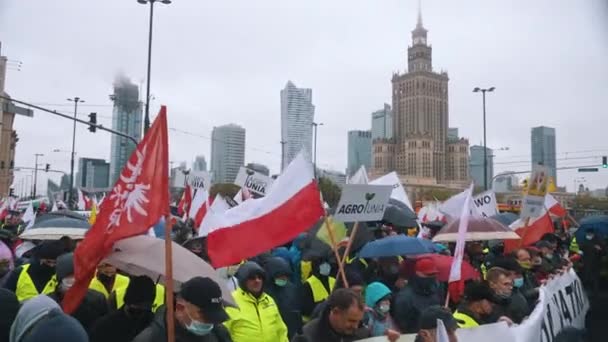 Varšava, Polsko 13.10.2020 - Protest farmářského centra Varšavy — Stock video