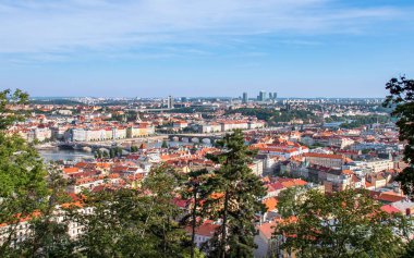 Prag Panoraması, Çek Cumhuriyeti. Fotoğraf Petrin Hill 'den.
