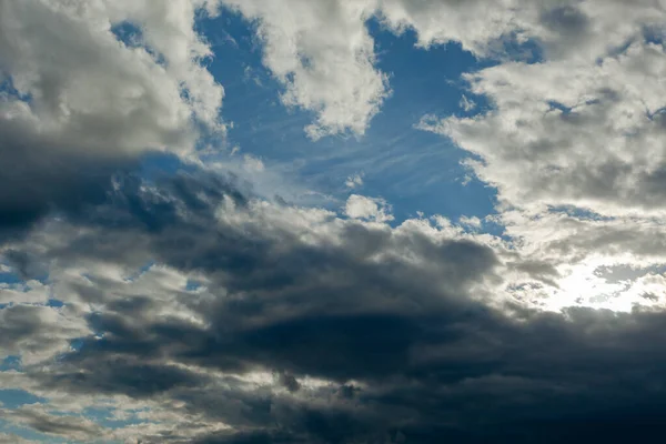 Sun hid behind the clouds — Stock Photo, Image