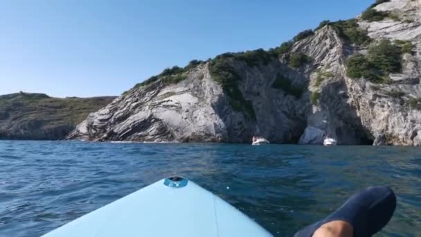 Zeilen Met Een Paddle Board Cantabrische Zee Een Zonnige Zomerdag — Stockvideo