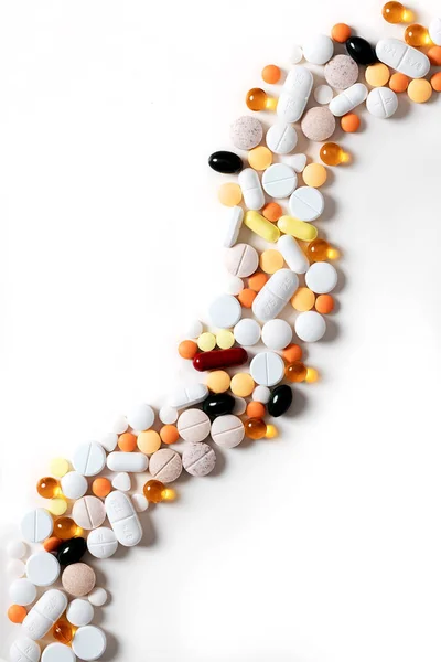 Diferentes píldoras coloridas —  Fotos de Stock