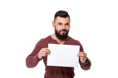 yakışıklı beyaz kart tutan adam sakallı.