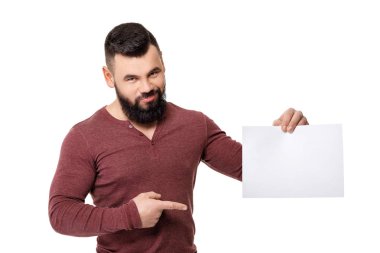 yakışıklı beyaz kart tutan adam sakallı.