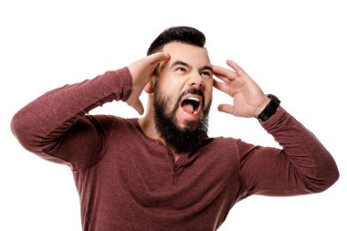 sakallı adam beyaz arka plan üzerinde çığlık.