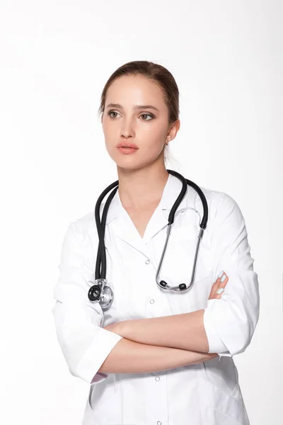 Retrato Una Joven Doctora Con Estetoscopio Bata Blanca —  Fotos de Stock