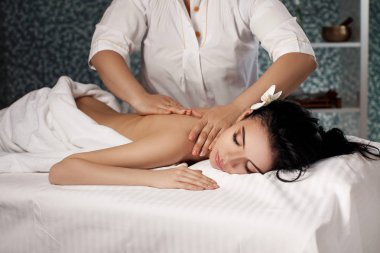 rahat kadın masaj aldıktan