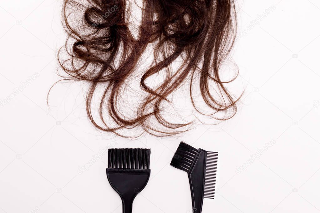 brush for dyeing hair and hair