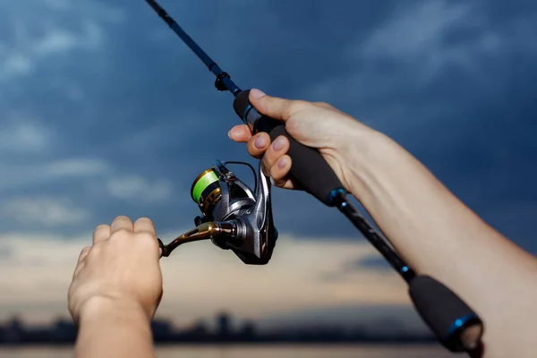 Fishing in the river at sunset. — Stock Photo, Image